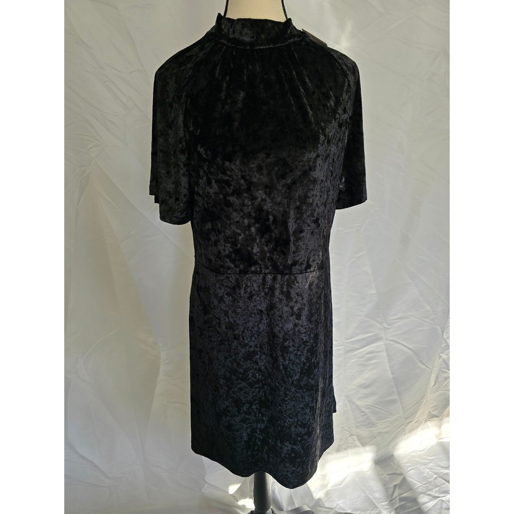 Nadine West Black Crushed Velvet‎ Mock Neck Short Sleeve Tie Back Dress L